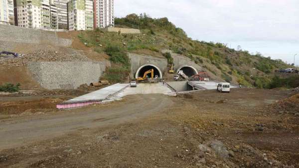 Türkiye'nin en maliyetli şehir içi yollarından Kanuni Bulvarı'nda çalışmalar hızlandı