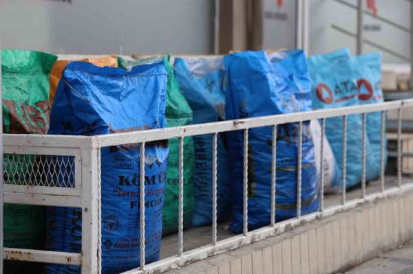 Kırşehir'de soğukla birlikte kömür satışları da arttı