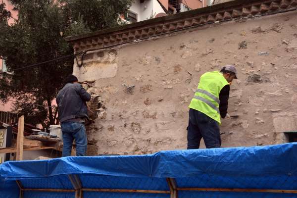 Sinop'ta tarihi Yeşil Türbe'nin restorasyon çalışmaları başladı