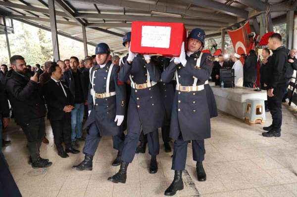 Şehit Uzman Çavuş Yetişen, Adana'da toprağa verildi