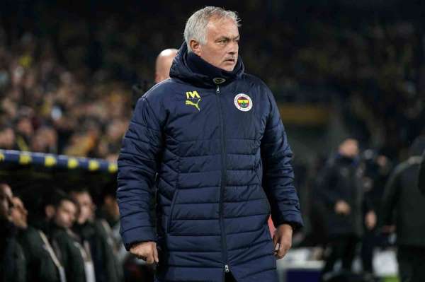 Jose Mourinho'dan Başakşehir maçında rotasyon