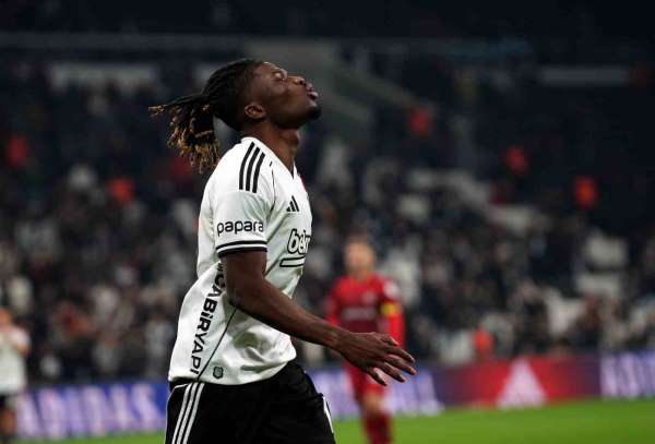 Beşiktaş büyük maçlarda skoru koruyamıyor