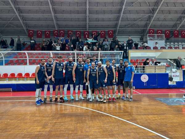 Çayırova Belediyesi, Kağıtspor'u mağlup etti