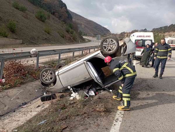 Tokat'ta kontrolden çıkan otomobil ters döndü: 5 yaralı