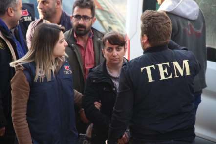 Kocaeli'de terör operasyonunda yakalanan 9 kişi adliyede 
