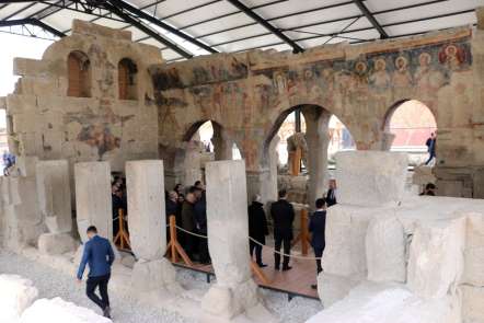 Ayasofya Müzesi ile yaşıt olan kilise turizme kazandırıldı 