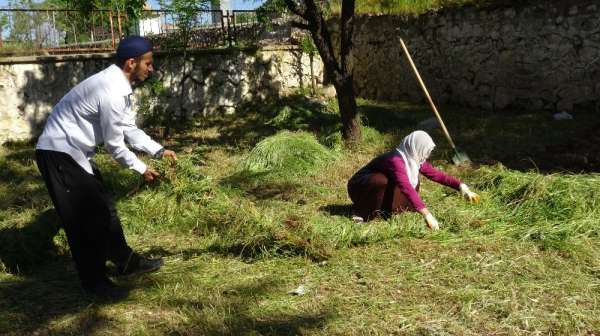 Gercüş'te hayvanlar için kışa hazırlık yapılıyor - Batman ...