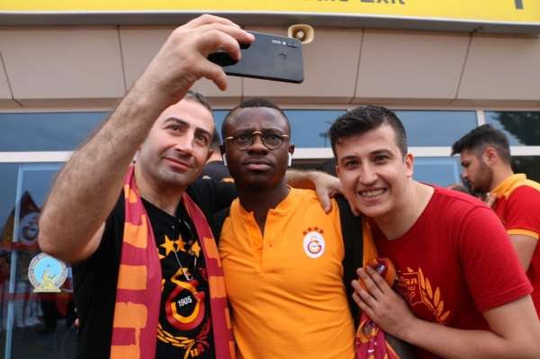 Galatasaray sezonun ilk maçı için Denizli'ye geldi 