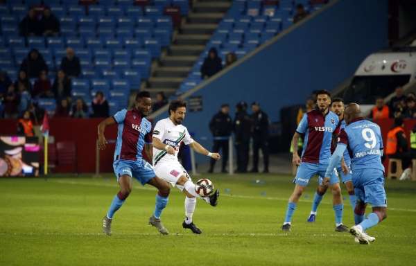 Ziraat Türkiye Kupası: Trabzonspor: 1 - Denizlispor: 0 (İlk yarı) 