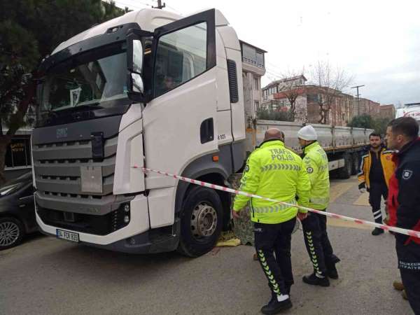 Bandırma'da yaya geçidindeki kazada tır şoförü tutuklandı
