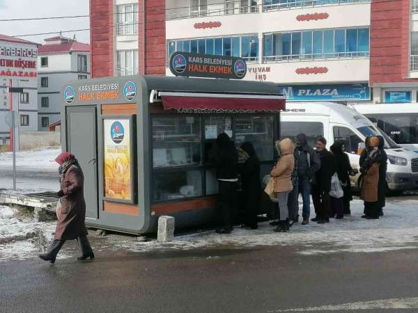 Kars'ta vatandaşlar 'Halk Ekmeğe' yöneldi