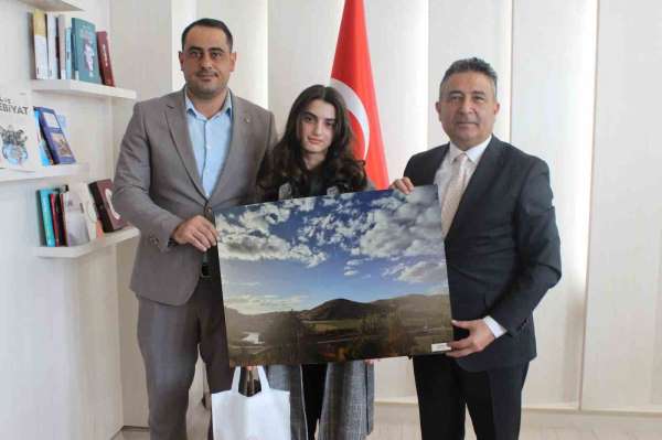 Bayburt'ta sonbahar fotoğraf yarışmasının kazananları belli oldu