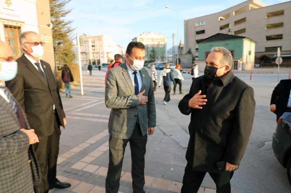 Başkan Yalçın'dan Şehitler Derneği'ne Gara ziyareti