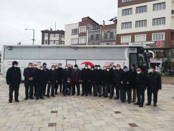 Din görevlilerinden kan bağışı