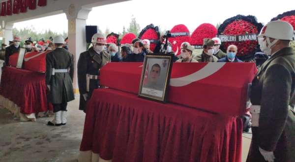 Gara şehitleri Gaziantep'te son yolcuğuna uğurlanıyor