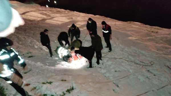 Köprüden Yeşilırmak'a atladı, ekipler kurtardı