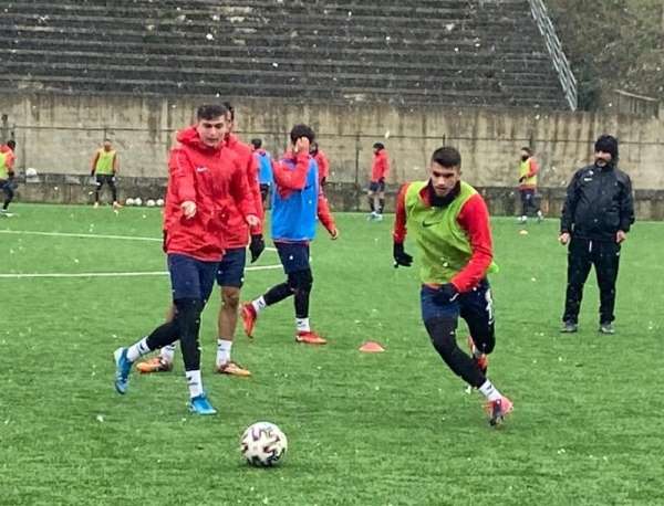 Zonguldak Kömürspor Sancaktepe FK hazırlıklarına başladı 