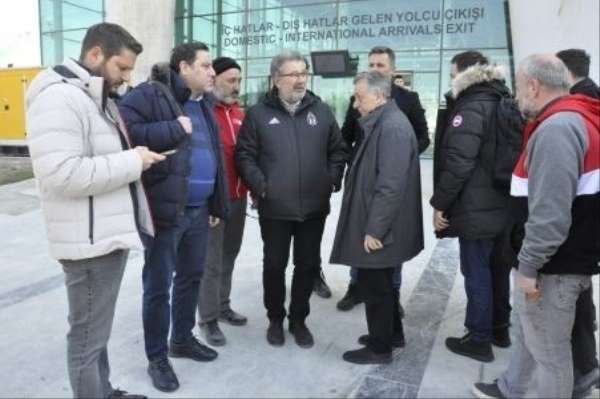 Ahmet Nur Çebi deprem felaketinden etkilenen Hatay'da