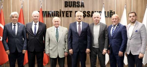 Bursaspor yönetimi, Bursa Cumhuriyet Başsavcısı Ramazan Solmaz'ı ziyaret etti