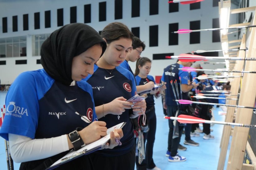Milli okçular, Los Angeles Olimpiyatları'nın ilk adımını Samsun'dan atıyor