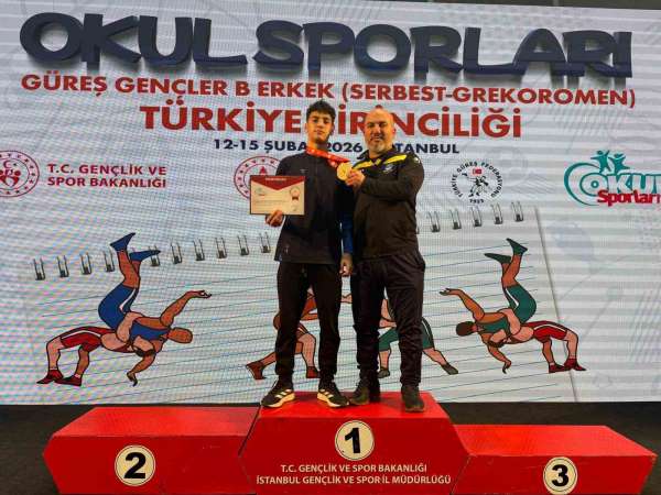 Manisalı güreşçilerden Türkiye Şampiyonası'nda 2 bronz madalya