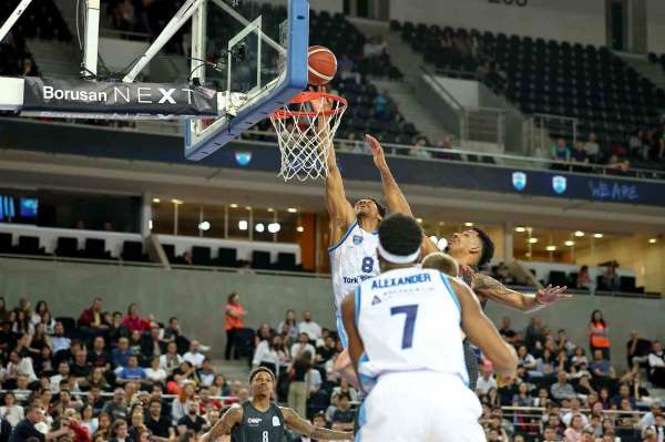 Türkiye Sigorta Basketbol Süper Ligi: Türk Telekom: 88 - Aliağa Petkimspor: 75