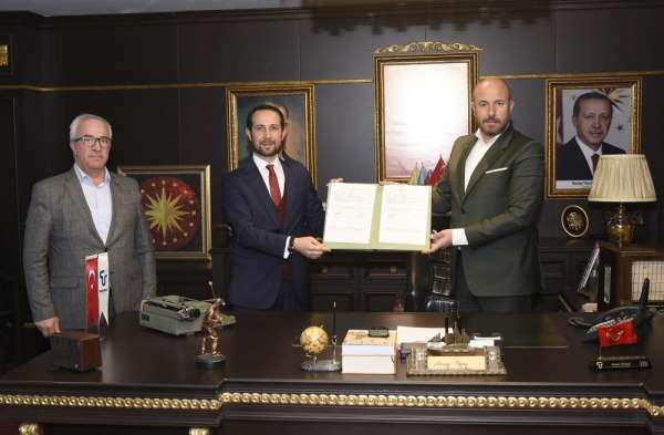 Başkan Togar'dan maneviyat yüklü üç önemli imza