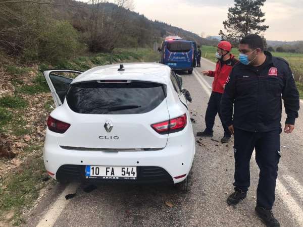Sındırgı'da trafik kazası 3 yaralı
