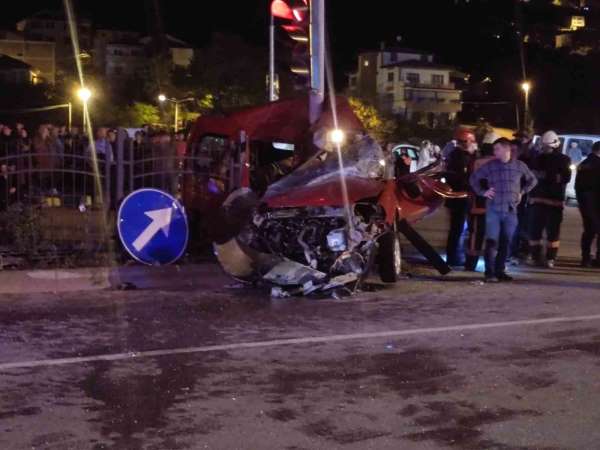 Trabzon'da trafik kazası: 1 ölü, 1 yaralı