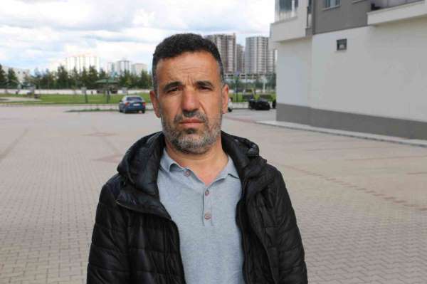 Diyarbakır'da başıboş sokak köpeği saldırıları güvenlik kamerasında: 12 saldırgan köpek belediye tarafından to