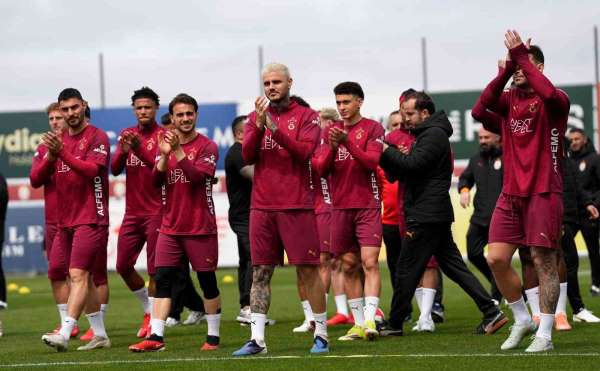 Galatasaray'dan taraftarlara açık antrenman