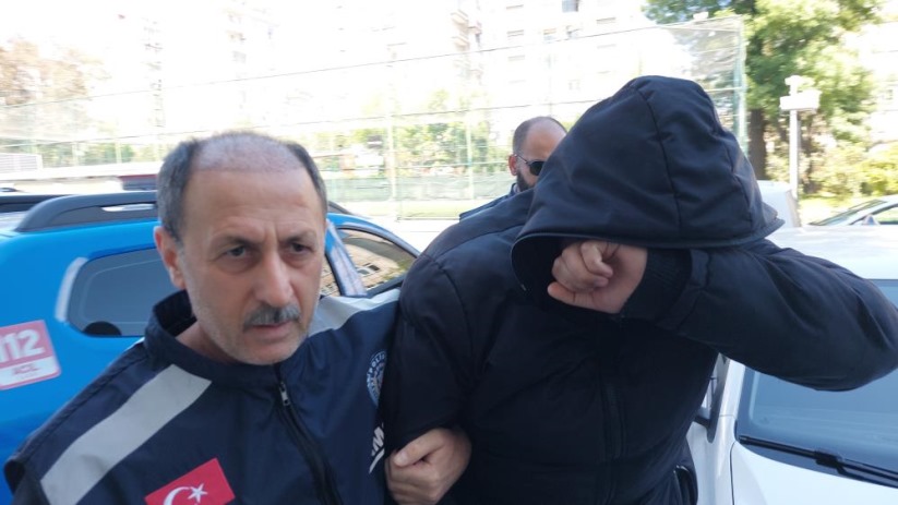 Samsun'daki cinayette baba kollarını tutup 16 yaşındaki oğluna öldürtmüş