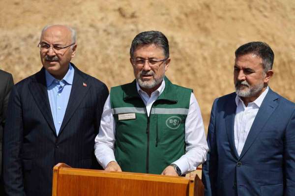 Bakan Yumaklı: 'Yapay zeka sulama sistemlerine de entegre oldu'