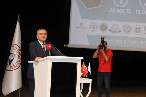 ERÜ Rektörü Prof Dr Altun: 'Bir üniversitenin Ar-Ge süreçlerinden Ür-Ge süreçlerine geçmesi şehrin ekonomisi