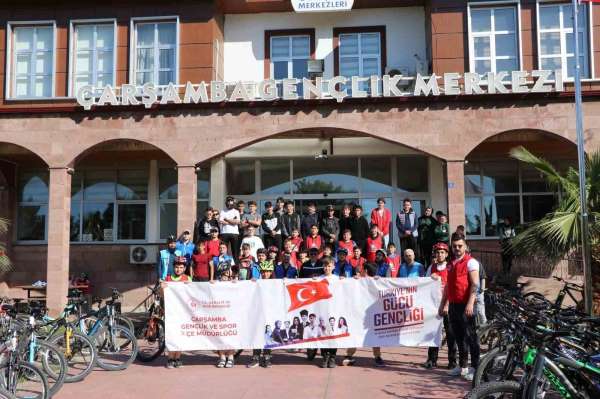 Gençlik Haftası'nda 55 gençten bisikletli kutlama