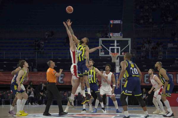 Fenerbahçe Beko, Basketbol Süper Ligi'ni lider tamamladı
