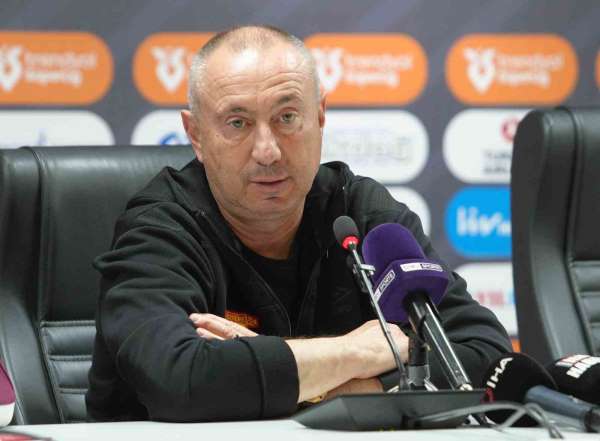 Stanimir Stoilov: 'Avrupa kupalarına katılamadığımız için çok üzgünüz'