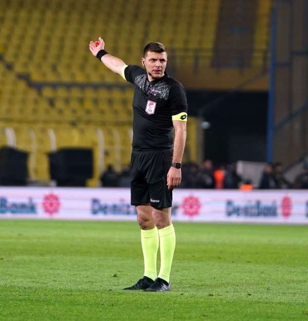 Kayserispor-Gençlerbirliği maçını Ümit Öztürk yönetecek 