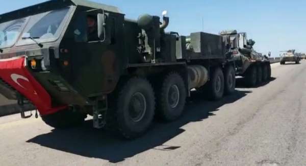M4 karayolunda devriyede Rus askeri aracına saldırı 