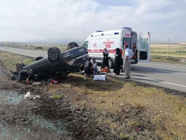 Yozgat'taki trafik kazasında aynı aileden 3 kişi yaralandı 