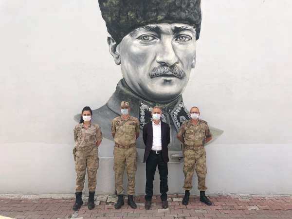 Başkan Öztürk'ten Jandarmaya kutlama ziyareti