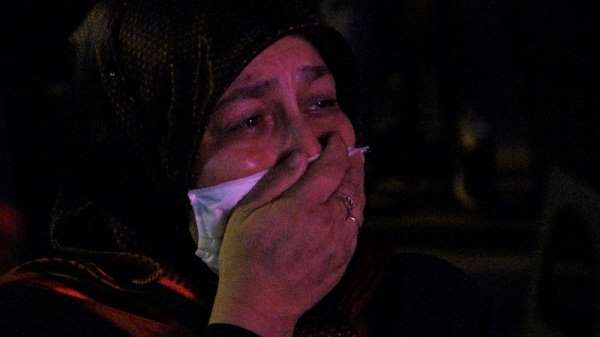 Asker annesi 15 Temmuz gecesi gözyaşlarını tutamadı 
