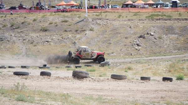 Niğde'deki off-road yarışları nefes kesti