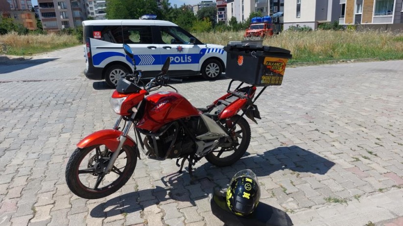 Samsun'da motosiklet ile hasta servis minibüsü çarpıştı: 1 yaralı