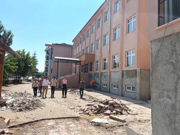 Kaymakam Bünyamin Karaloğlu Simav'daki inşaatları yerinde inceledi