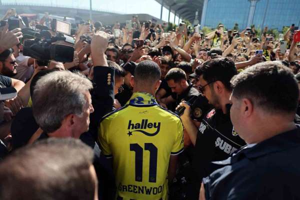 Mason Greenwood'a İstanbul'a coşkulu karşılama