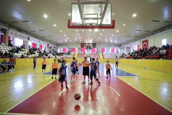 Sivas Gücü Belediyespor'dan 4 kategoride 4 derece