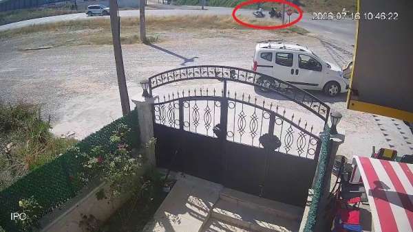 Yalova'da karı kocanın öldüğü kaza anı saniye saniye kameraya yansıdı
