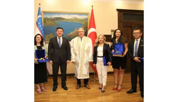 Ege Üniversitesi Heyeti Özbekistan'daki temaslarını sürdürüyor