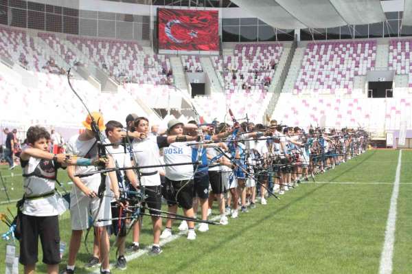 U15 Açık Hava Türkiye Okçuluk Şampiyonası Ordu'da başladı